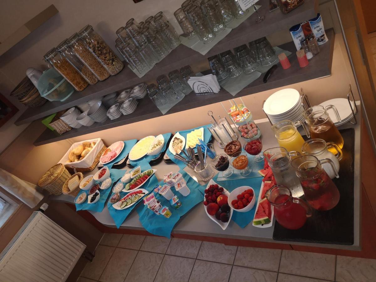 Pension Elmenhorst Elmenhorst/Lichtenhagen المظهر الخارجي الصورة